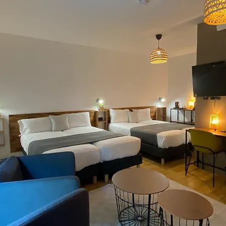 Hotel In 13 3*