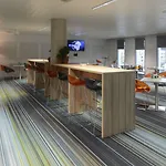 Hotel In 13