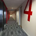 Hotel In 13 Paris